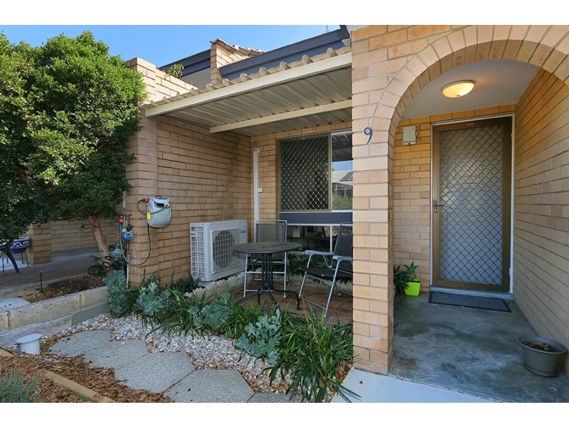 9/80 Clydesdale St, Como WA 6152