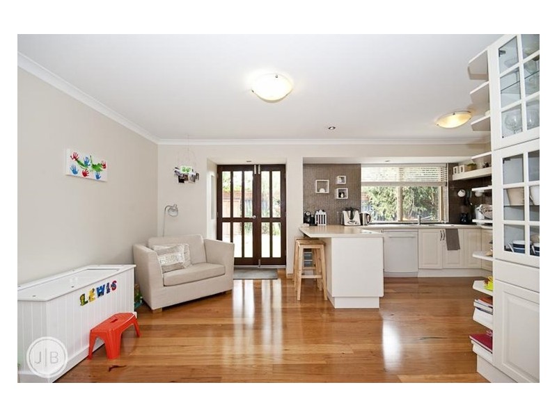 39B Cloister Ave, Manning WA 6152