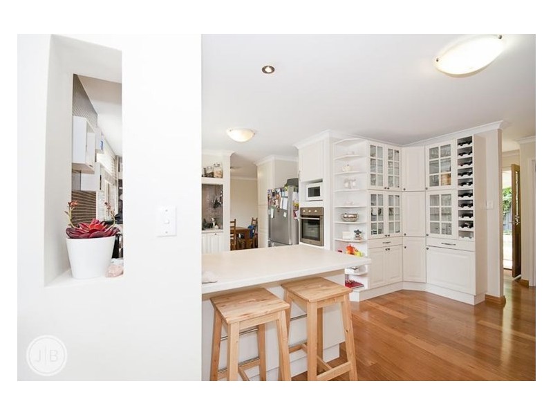 39B Cloister Ave, Manning WA 6152