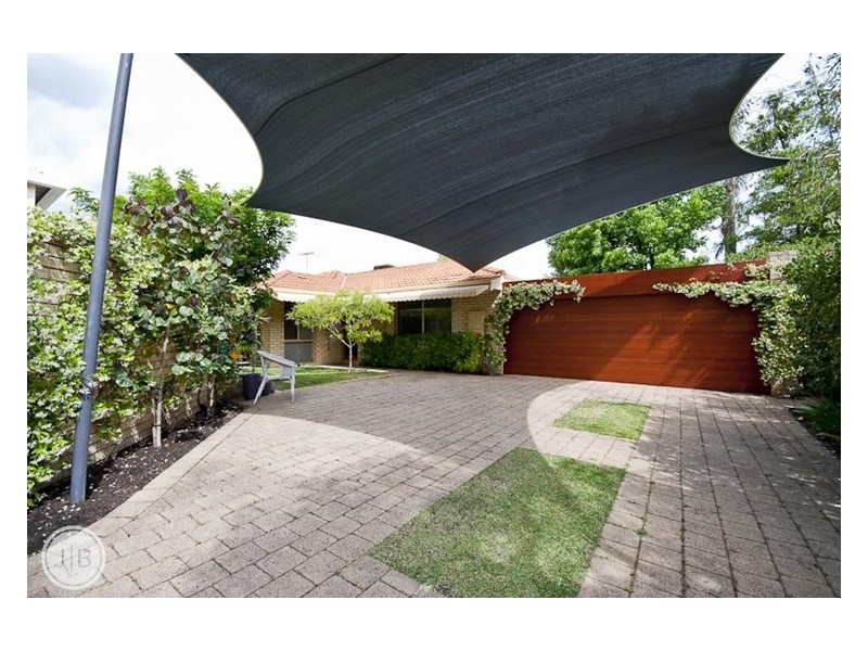 39B Cloister Ave, Manning WA 6152