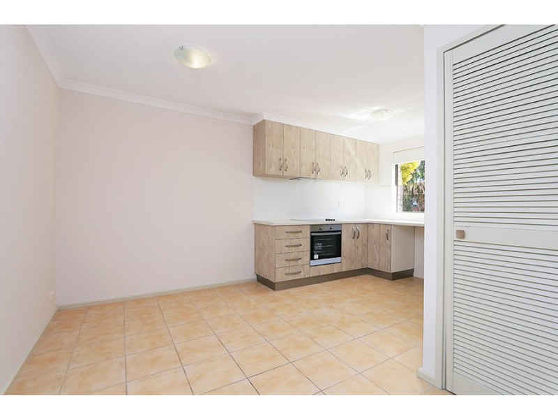 4/80 Edgecumbe St, Como WA 6152