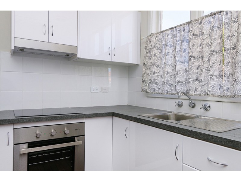 20 Hargreaves Rd, Coolbellup WA 6163