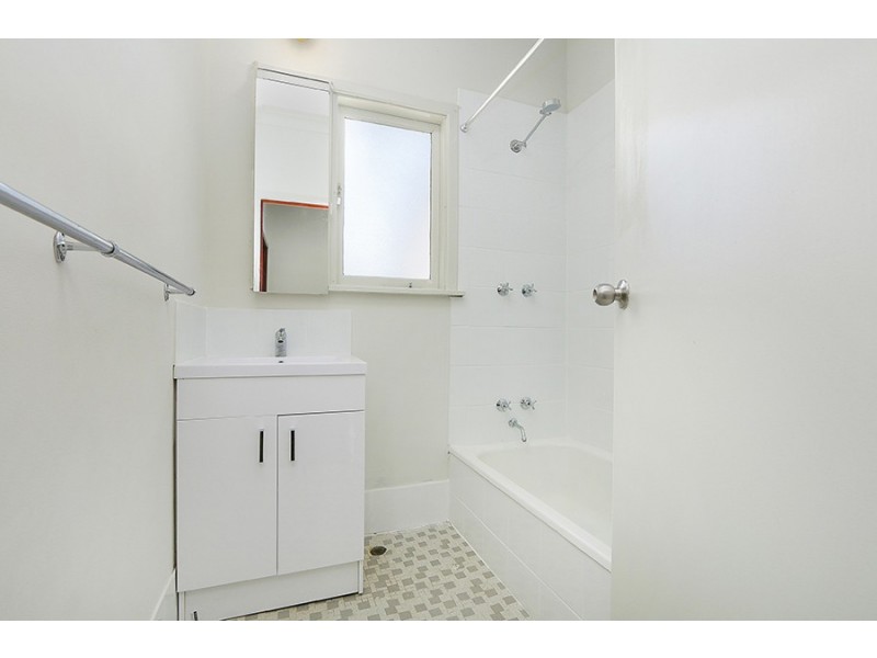 20 Hargreaves Rd, Coolbellup WA 6163