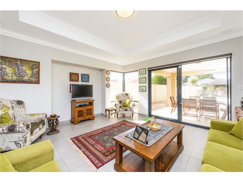 78A Cloister Avenue, Manning WA 6152