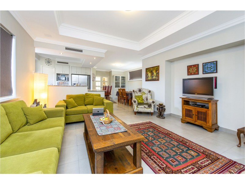 78A Cloister Avenue, Manning WA 6152