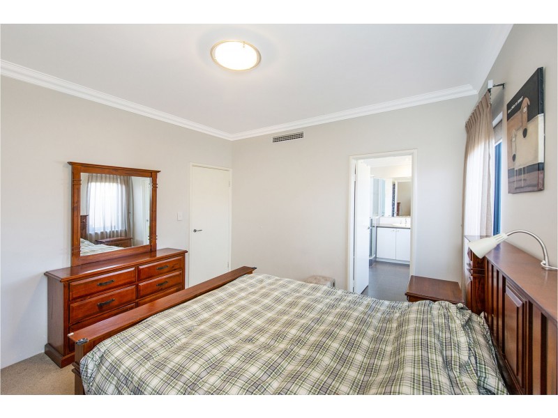 78A Cloister Avenue, Manning WA 6152
