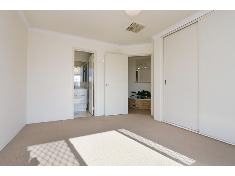 3 Prescott Drive, Kardinya WA 6163