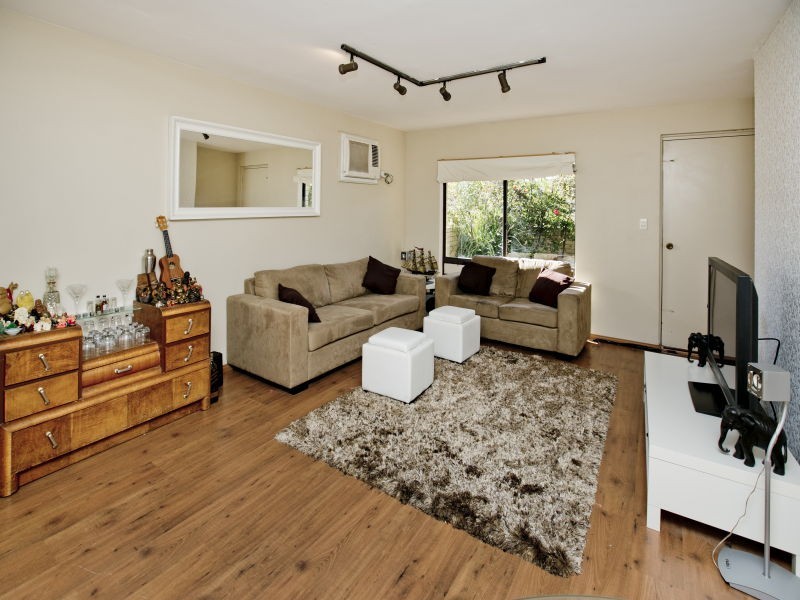 16/79 Clydesdale Street, Como WA 6152