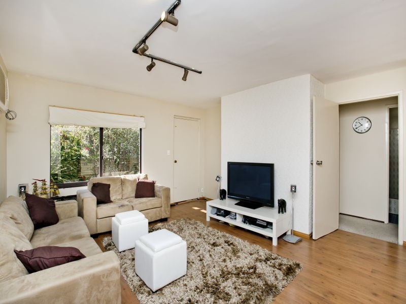 16/79 Clydesdale Street, Como WA 6152