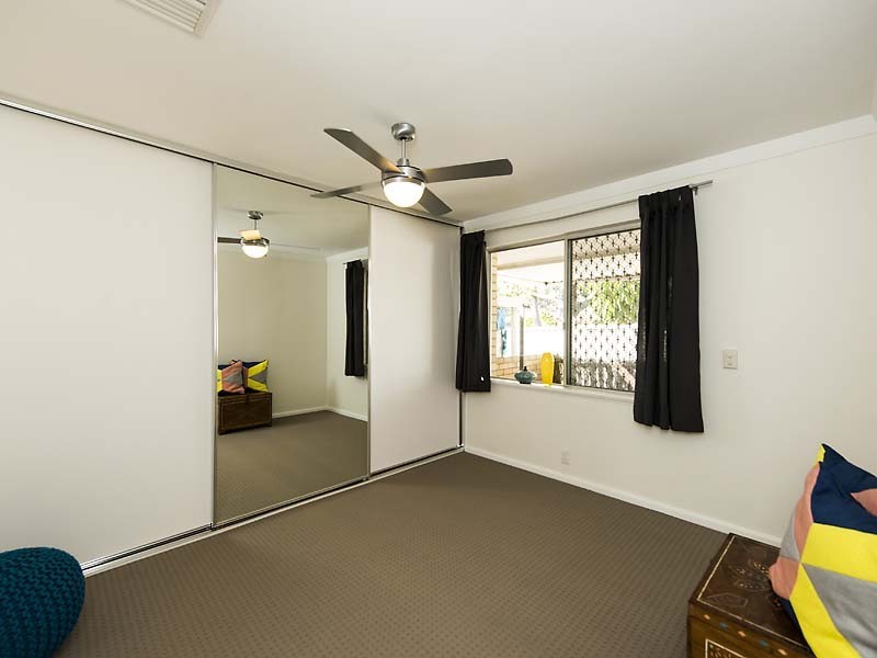 8/80 Clydesdale Street, Como WA 6152