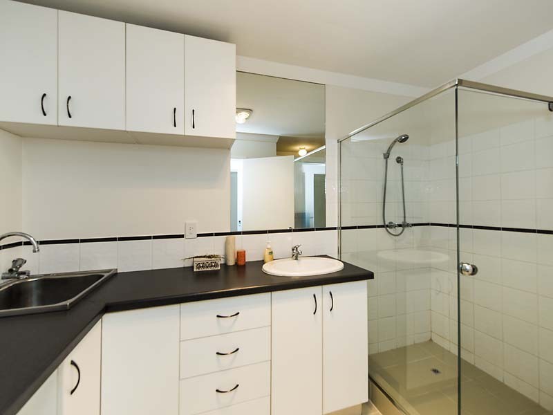 8/80 Clydesdale Street, Como WA 6152