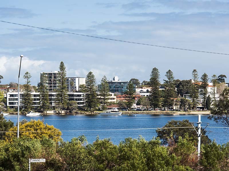 8/80 Clydesdale Street, Como WA 6152