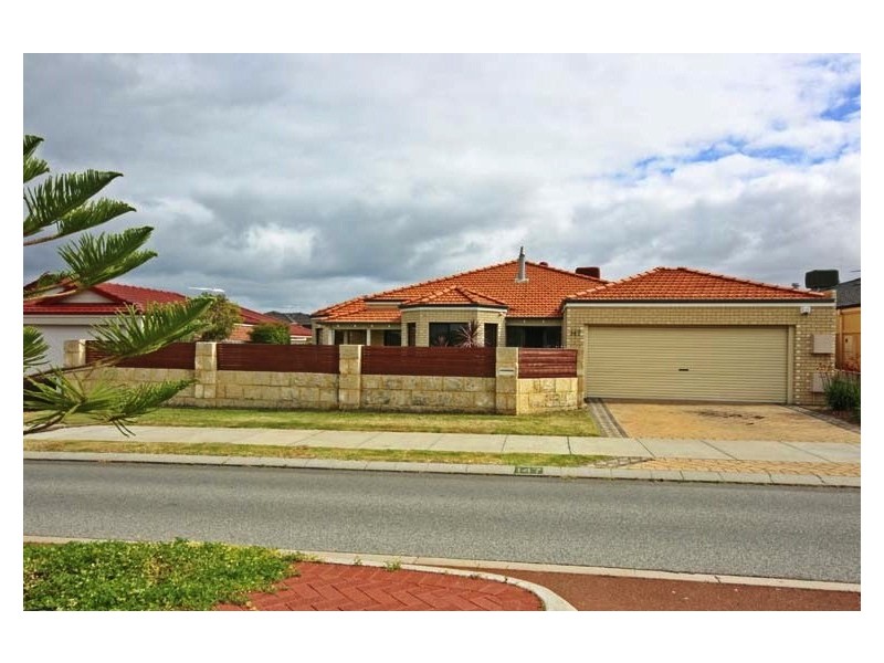 147 Flinders Ave, Hillarys WA 6025