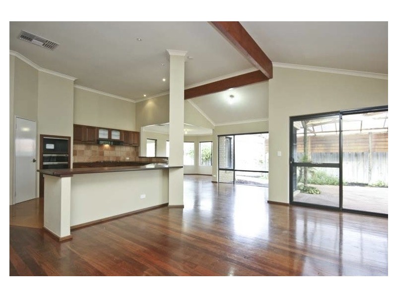 147 Flinders Ave, Hillarys WA 6025