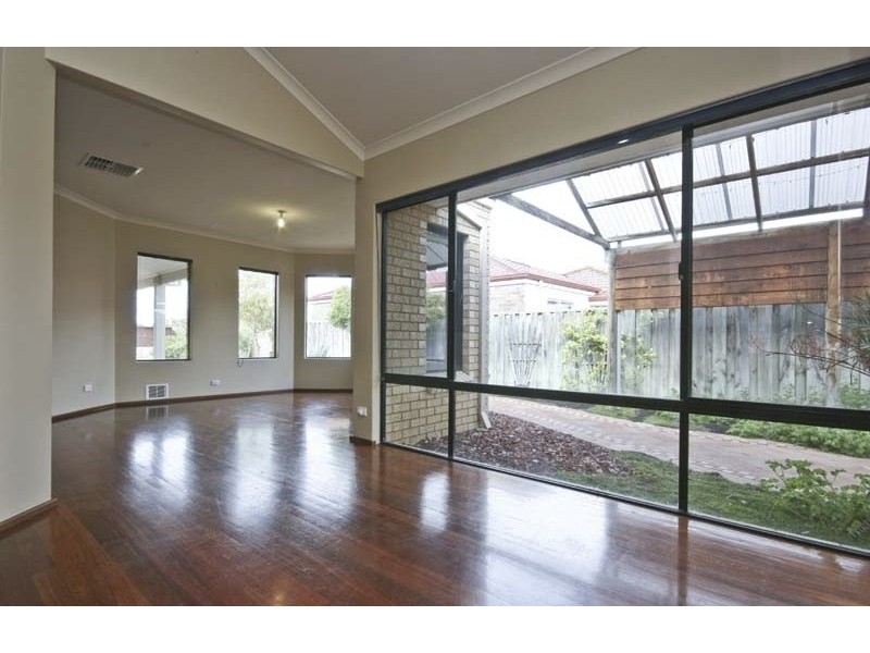 147 Flinders Ave, Hillarys WA 6025