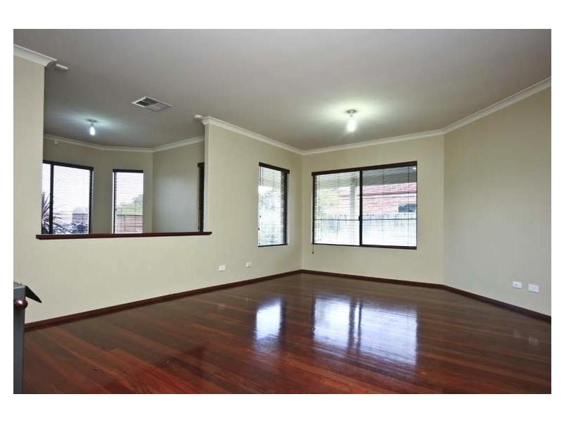 147 Flinders Ave, Hillarys WA 6025