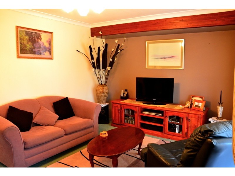 17 Koongee Cross, High Wycombe WA 6057