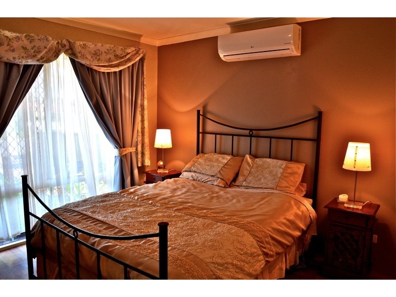 17 Koongee Cross, High Wycombe WA 6057