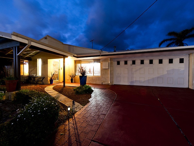 102 Murdoch Drive, Singleton WA 6175