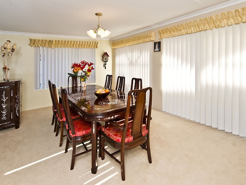 10 Rodena Way, Canning Vale WA 6155