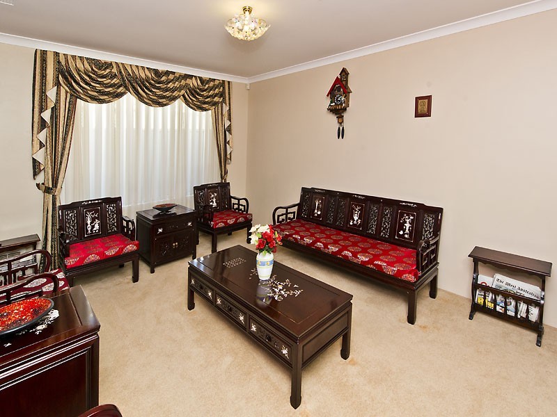 10 Rodena Way, Canning Vale WA 6155