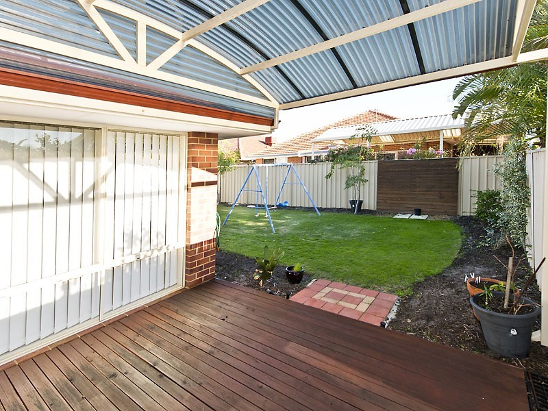10 Rodena Way, Canning Vale WA 6155