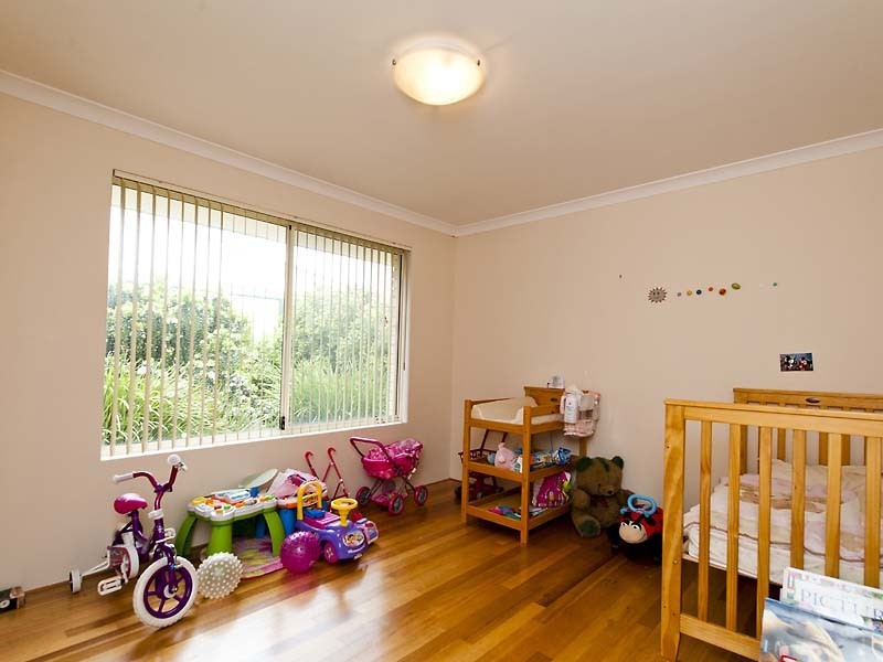 12 Vlasich Road, Byford WA 6122