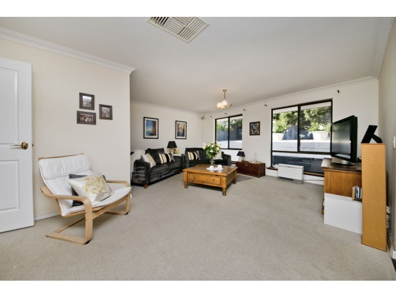 39 Warwick, Duncraig WA 6023