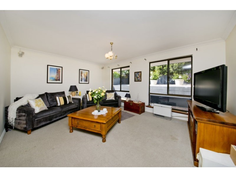 39 Warwick, Duncraig WA 6023