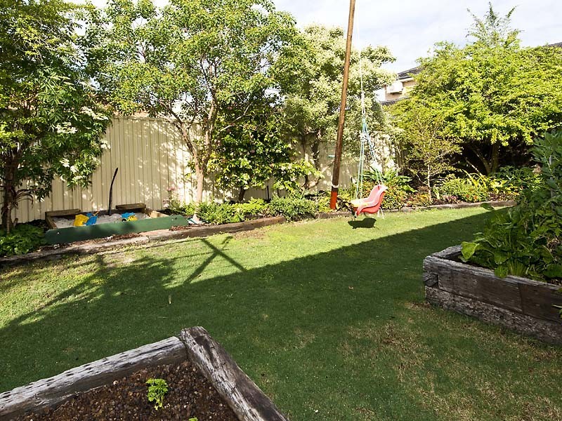 16 Comrie, Canning Vale WA 6155