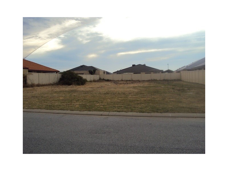 8 Addingham Boulevarde, Madora Bay WA 6210