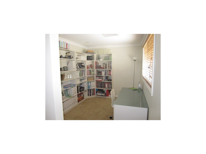 2/15 McKimmie, Embleton WA 6062