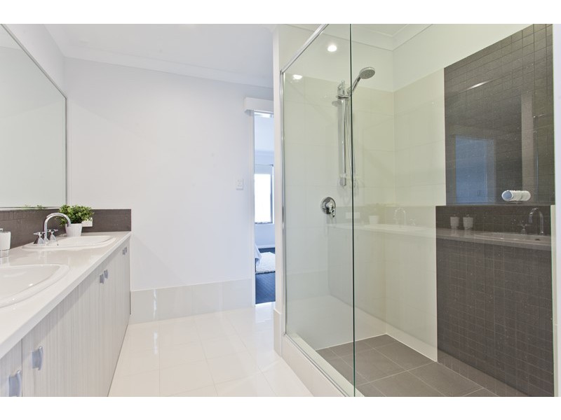 20 Weetman Road, Hammond Park WA 6164