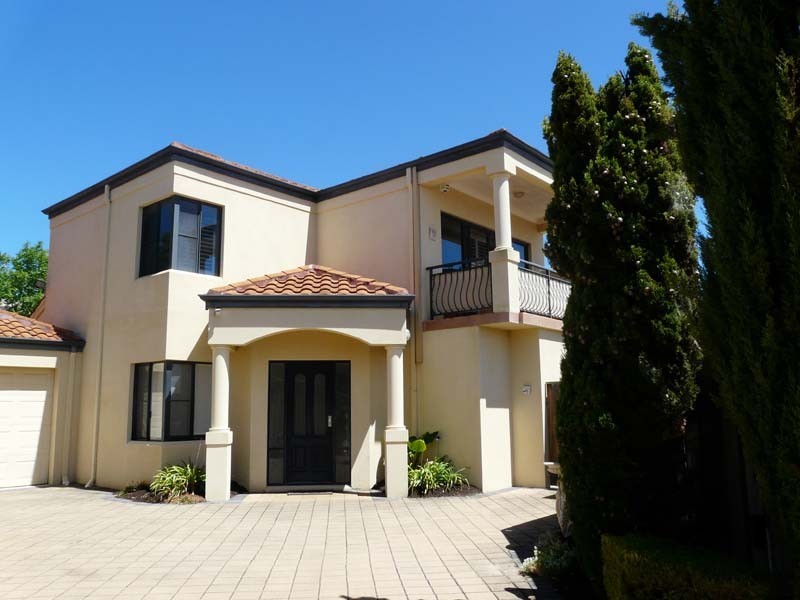 7A Sulman Ave, Salter Point WA 6152