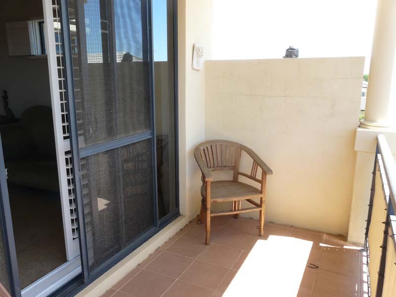 7A Sulman Ave, Salter Point WA 6152