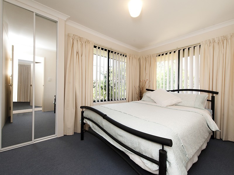 9 Agate Way, Maida Vale WA 6057