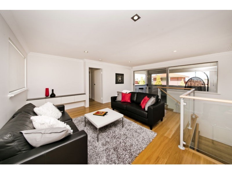 14 Flora, Watermans Bay WA 6020