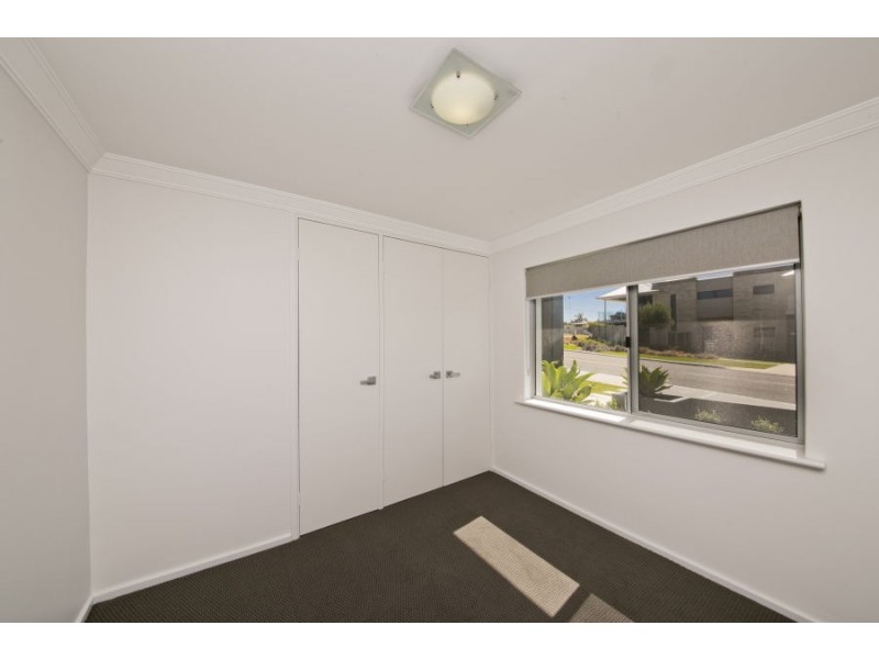 14 Flora, Watermans Bay WA 6020
