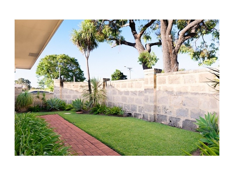 65a Rome Road, Melville WA 6156