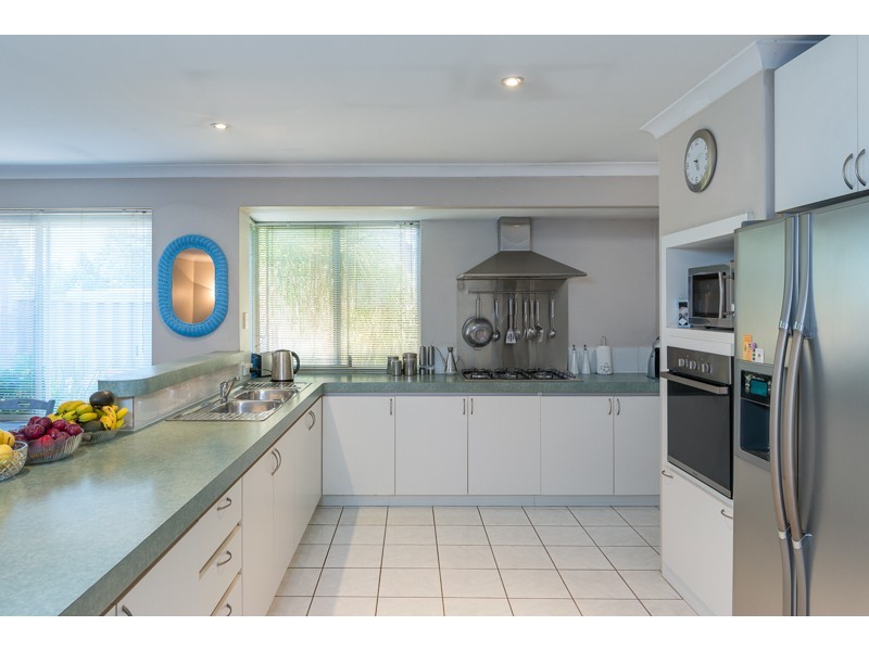 65a Rome Road, Melville WA 6156