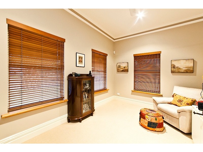 50 DAVENPORT, Booragoon WA 6154