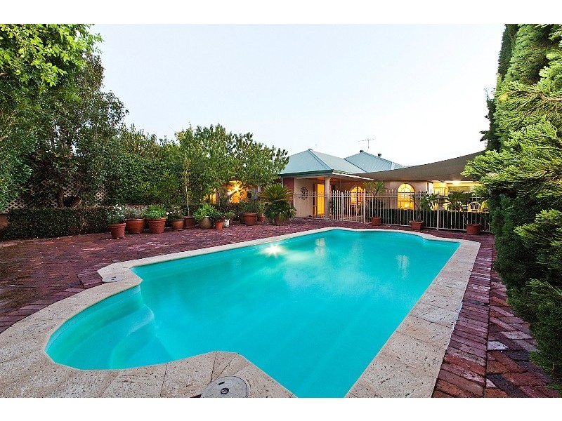 50 DAVENPORT, Booragoon WA 6154