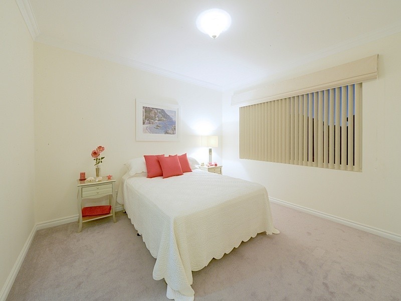 44 Whitehaven Avenue, Burns Beach WA 6028