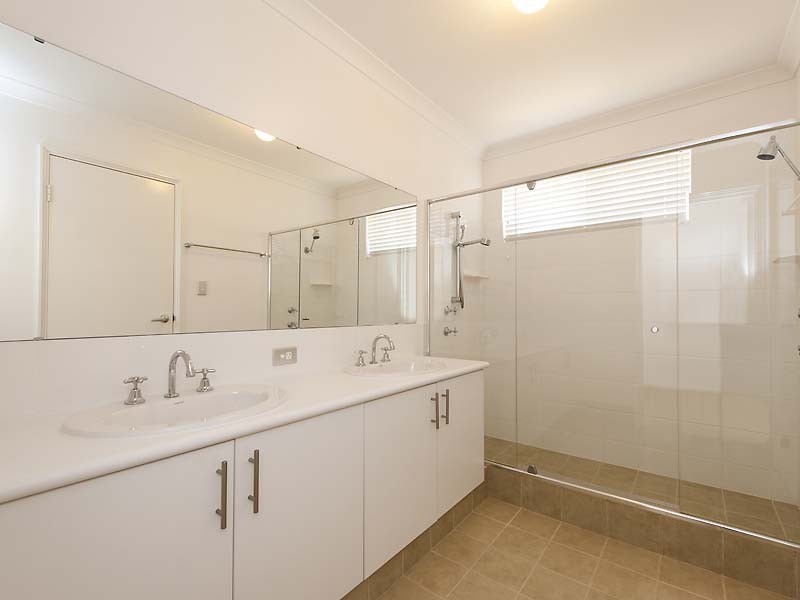 31 CLAREMORRIS PARKWAY, Butler WA 6036