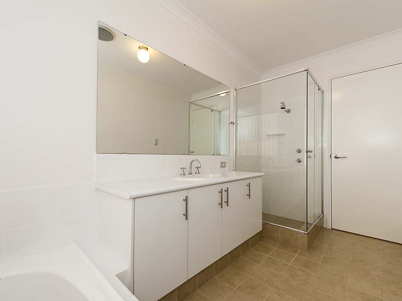 31 CLAREMORRIS PARKWAY, Butler WA 6036