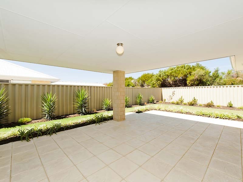 31 CLAREMORRIS PARKWAY, Butler WA 6036