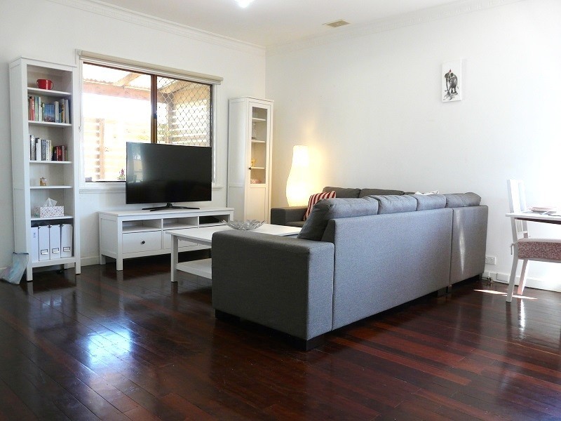 28 Wroxton Street, Midland WA 6056