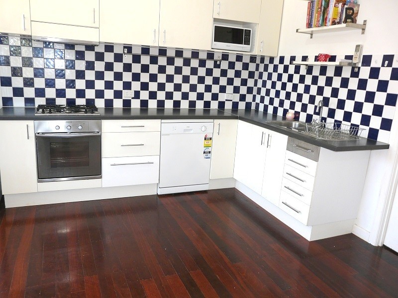 28 Wroxton Street, Midland WA 6056