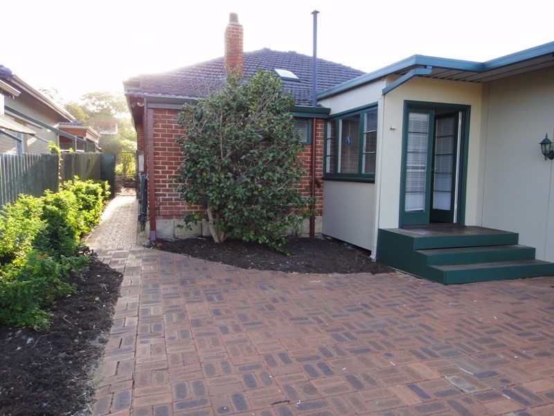 248 Ravenscar, Doubleview WA 6018