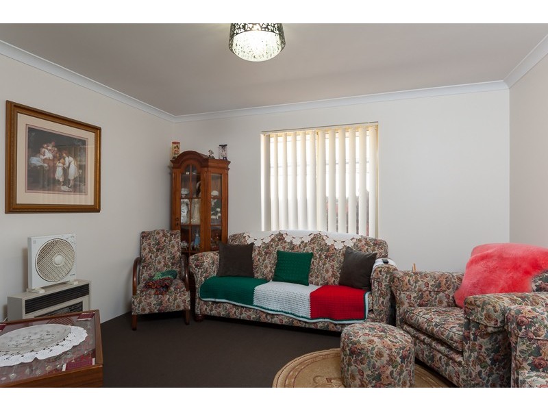 18 Teocote Crescent, Aubin Grove WA 6164